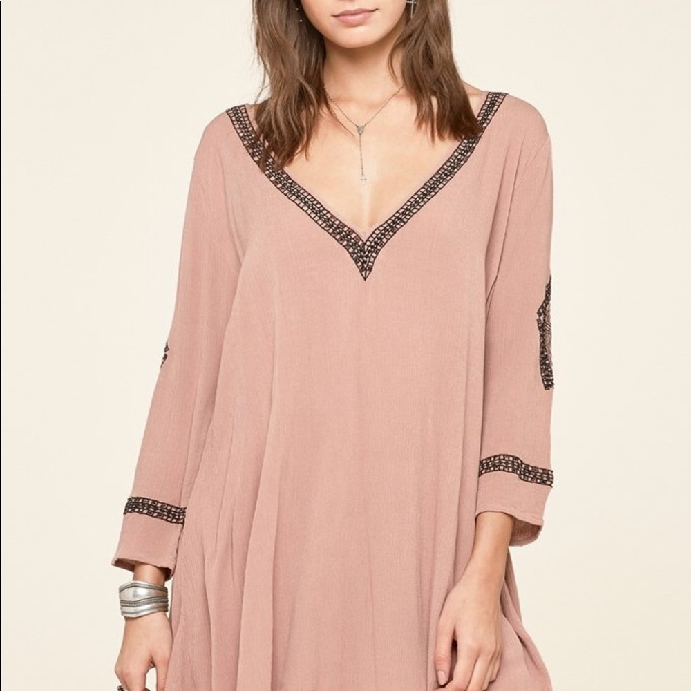 Blush 3/4 Sleeve Dress